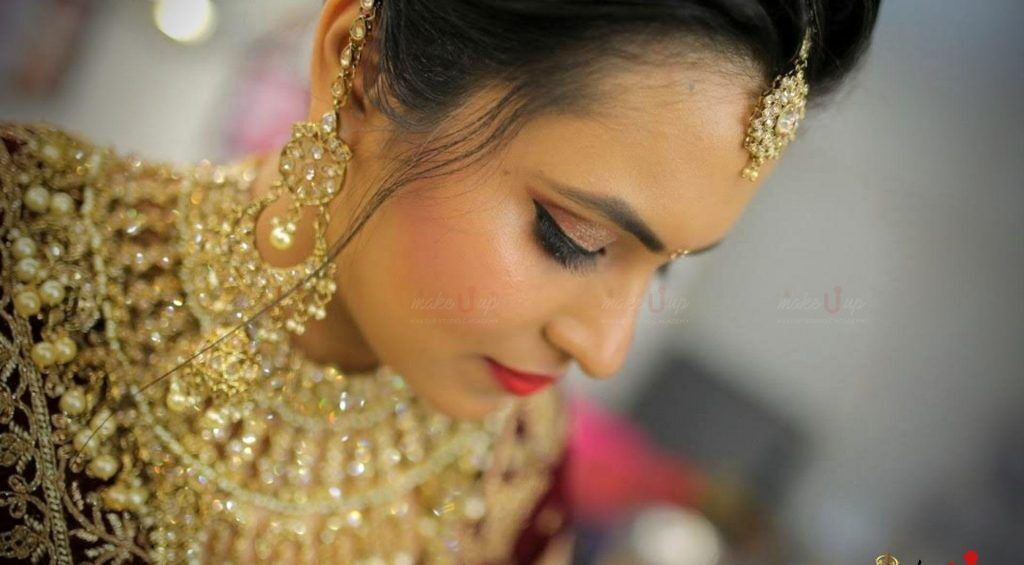 Image of Indian Bridal Makeup , Bridal Makeup Hairstyle , Latest Indian Bridal  Makeup . Wedding Makeup Images-HI204276-Picxy