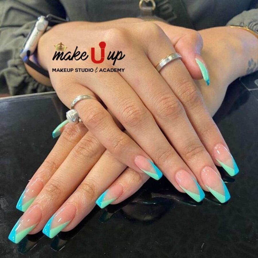 Acrylic nail extensions woth art | Instagram